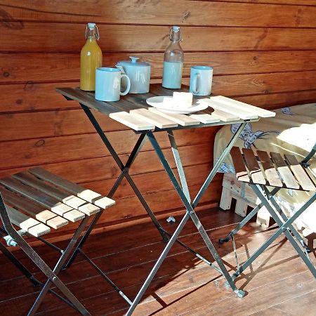 מלון Kinbrace Wee Hoose Glamping 3 מראה חיצוני תמונה